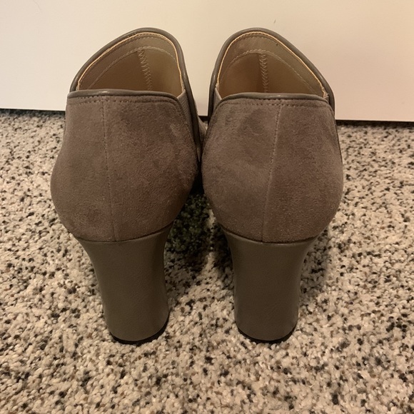 Women’s Booties by LifeStride - Picture 4 of 9